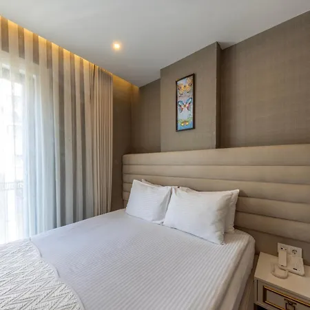 Hotel Mr Beyaz Sisli 4*