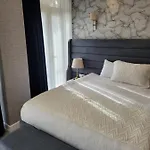 Mr Beyaz Sisli Hotel 4*