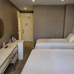 Hotel Mr Beyaz Sisli