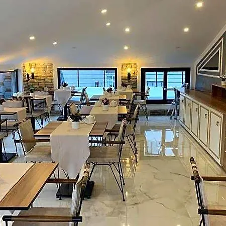 Mr Beyaz Sisli Hotel 4*
