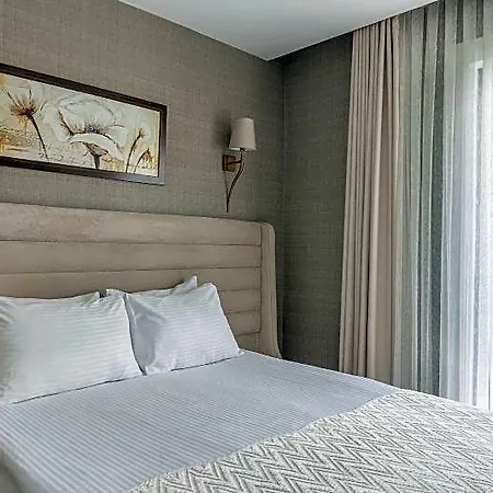 Mr Beyaz Sisli Hotel 4*