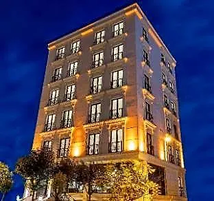 Mr Beyaz Sisli 4*